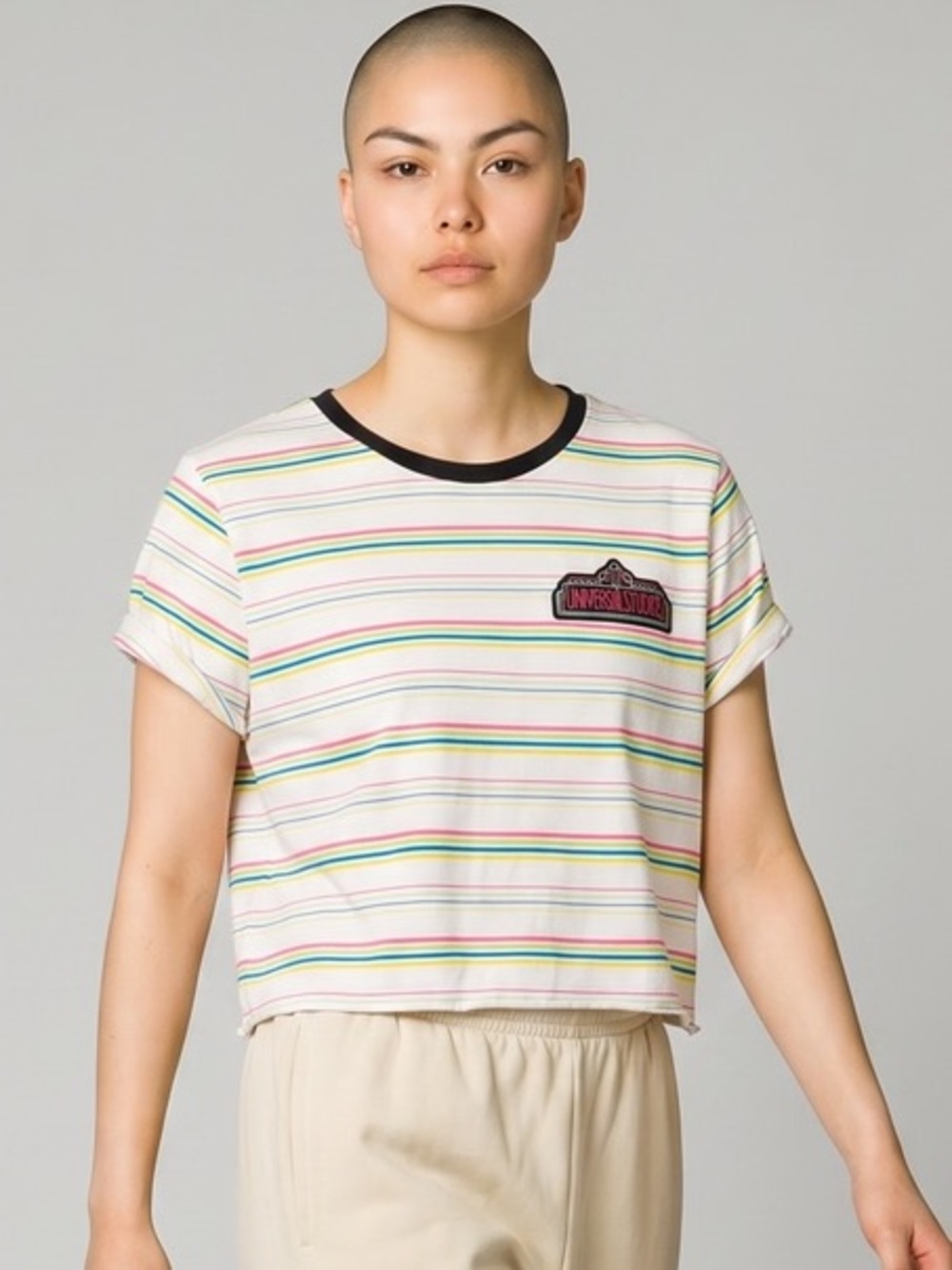 🛫 Universal Studio Retro Tee size medium